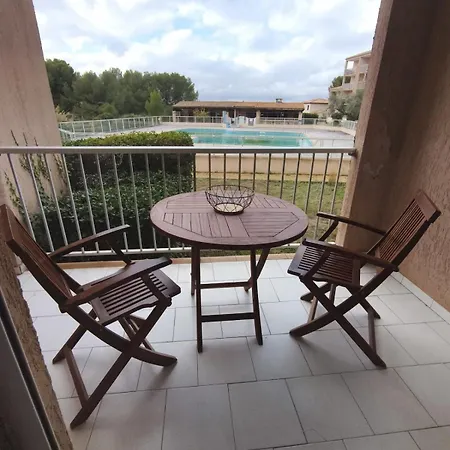 7 * Balaruc-les-Bains